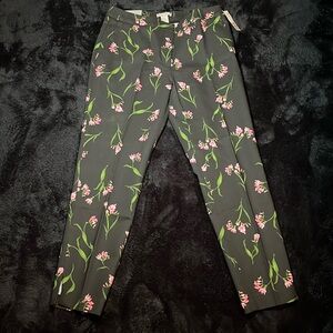 NWT H&M Floral Print Cropped Leg Dress Slacks - Size 8